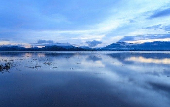 Hồ Lắk mộng mơ